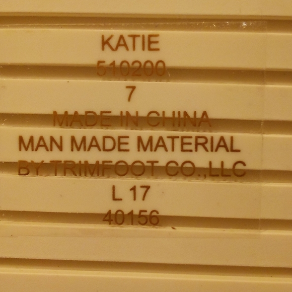 Lindsay Phillips -Multi Pinks & Grays Colored  Sandals W/Gold Bow, Katie #510200 - Picture 10 of 11